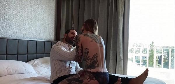  Hot Hotel Hookup Ends in a Massive Facial